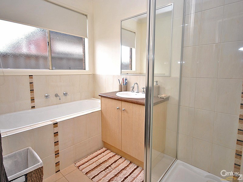 5 Palmer Drive, Narre Warren VIC 3805