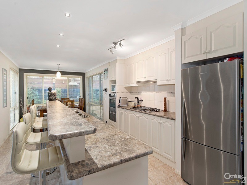 22 Bancroft Avenue, Narre Warren South VIC 3805