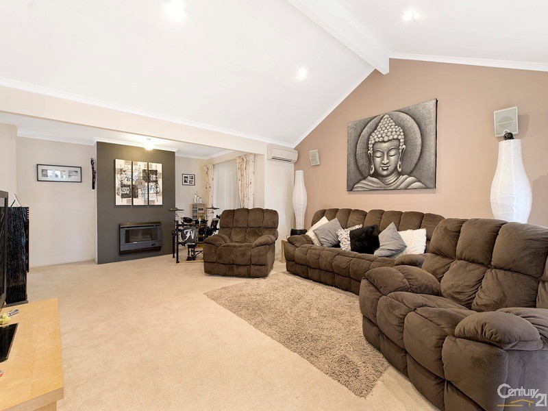 22 Bancroft Avenue, Narre Warren South VIC 3805