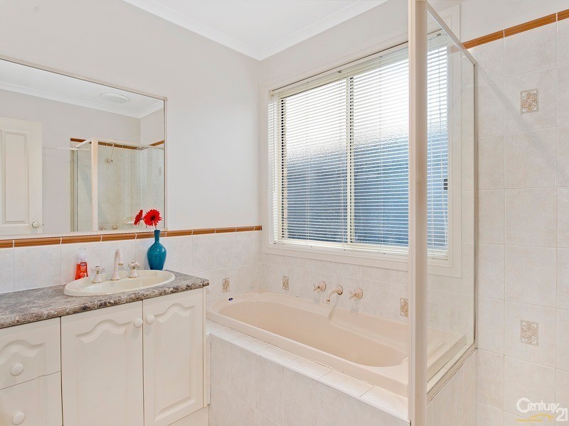 22 Bancroft Avenue, Narre Warren South VIC 3805