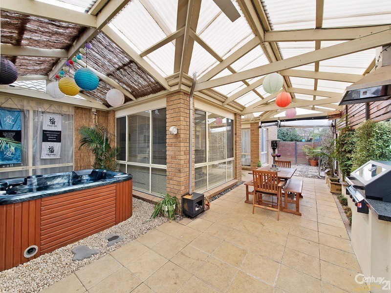 22 Bancroft Avenue, Narre Warren South VIC 3805