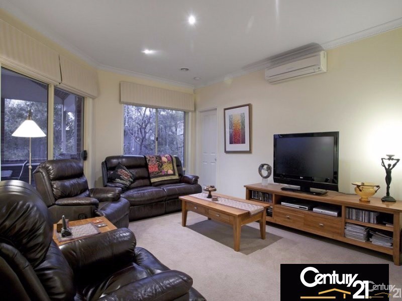 35 Northgate Drive, Berwick VIC 3806