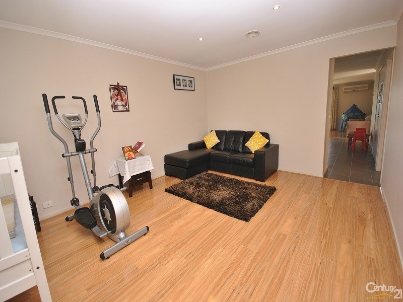 48 Sing Crescent, Berwick VIC 3806