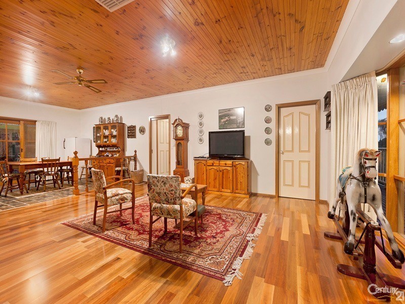 1 Caserta Drive, Berwick VIC 3806