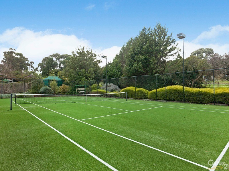 1 Caserta Drive, Berwick VIC 3806