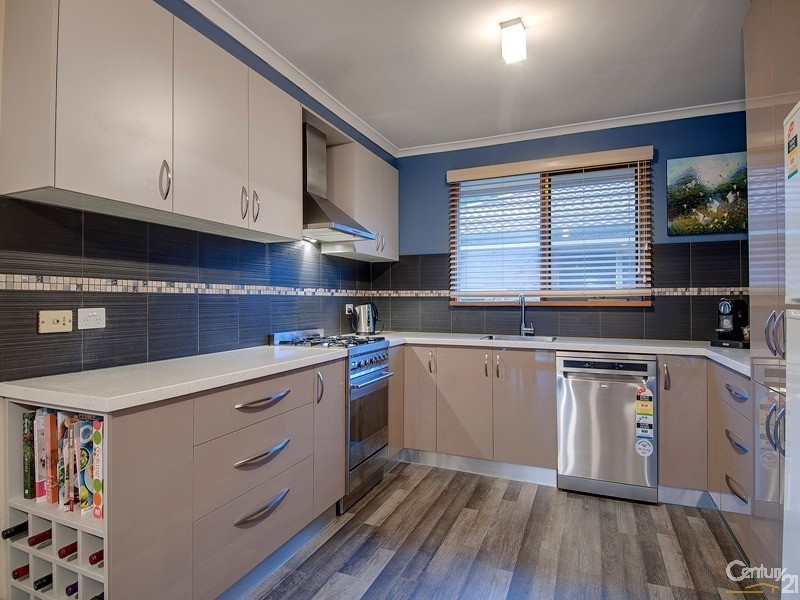 1/31 Florence Avenue, Berwick VIC 3806