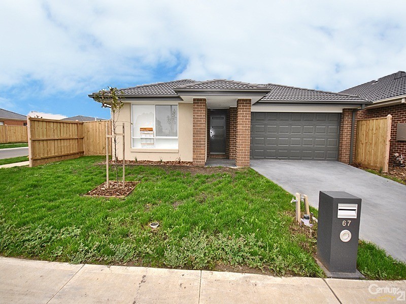 67 Macumba Drive, Clyde North VIC 3978
