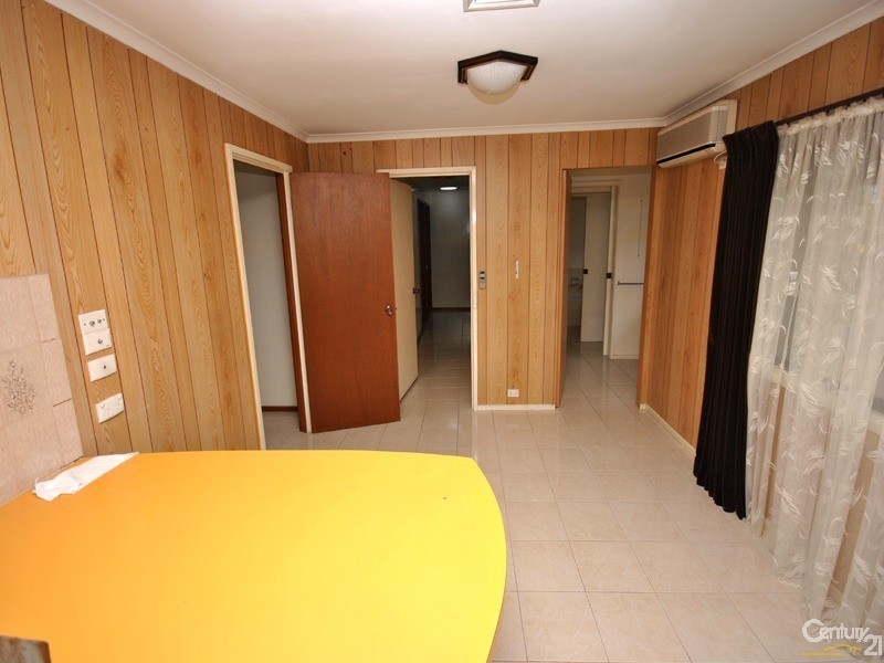 11 Castlecrag Close, Endeavour Hills VIC 3802