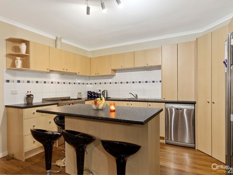 12 Feldspar Court, Narre Warren VIC 3805