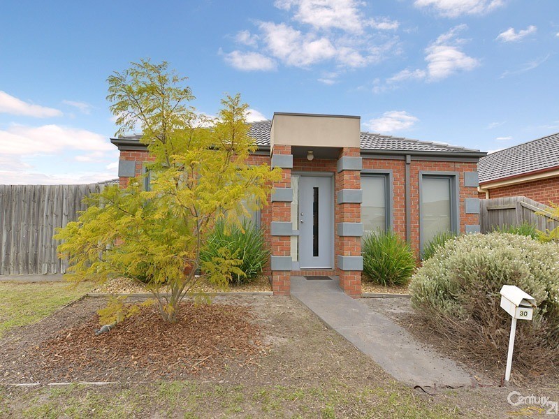 30 Red Gum Circuit, Pakenham VIC 3810