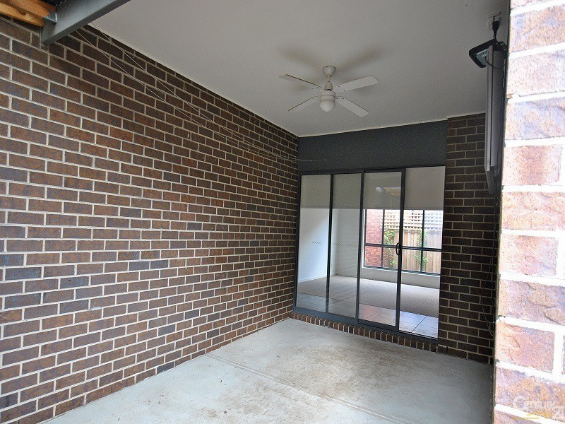 17 Peridot Avenue, Officer VIC 3809