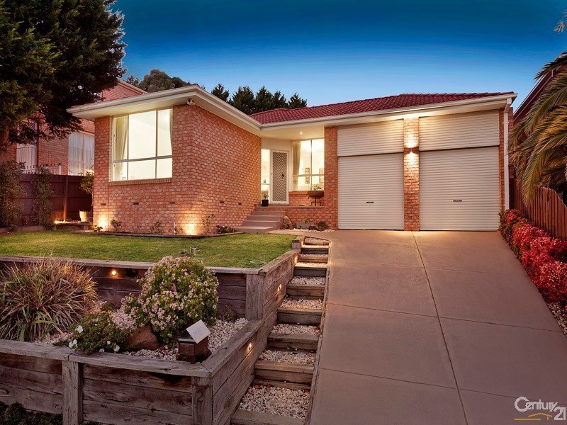 2 Pinto Close, Endeavour Hills VIC 3802