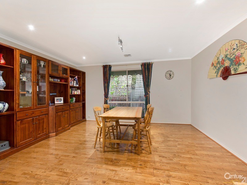 5 Danehill Grove, Berwick VIC 3806