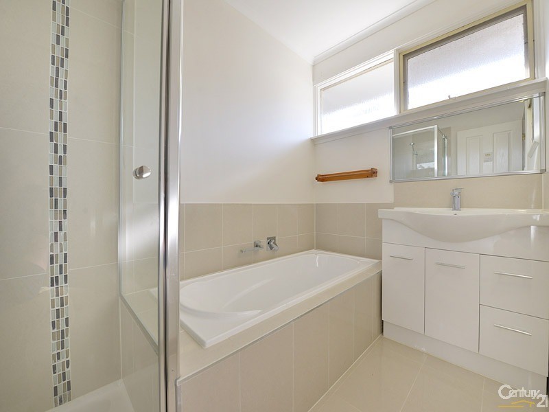 1/3 Crowley Avenue, Narre Warren VIC 3805