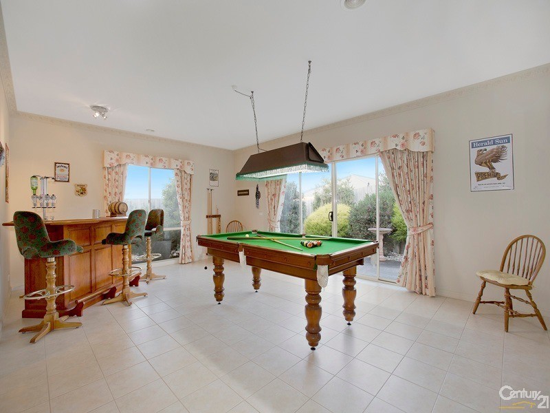 17  Wildflower Crescent, Narre Warren South VIC 3805