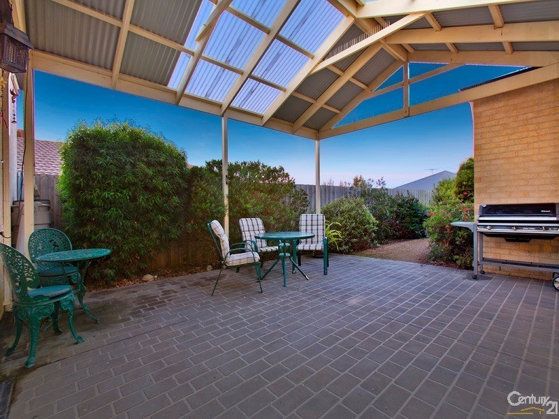 17  Wildflower Crescent, Narre Warren South VIC 3805