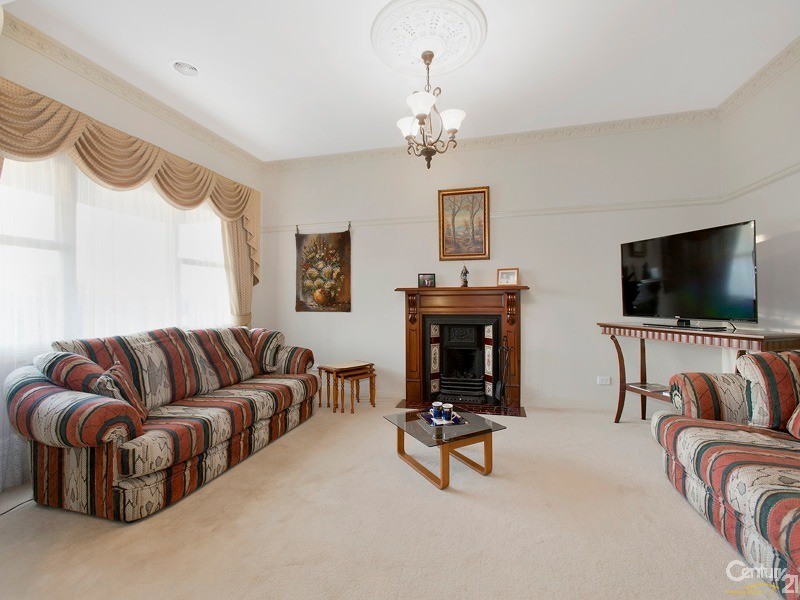 17  Wildflower Crescent, Narre Warren South VIC 3805