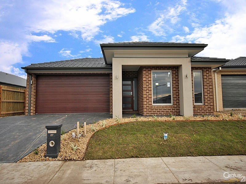 27 Joanne Way, Officer VIC 3809