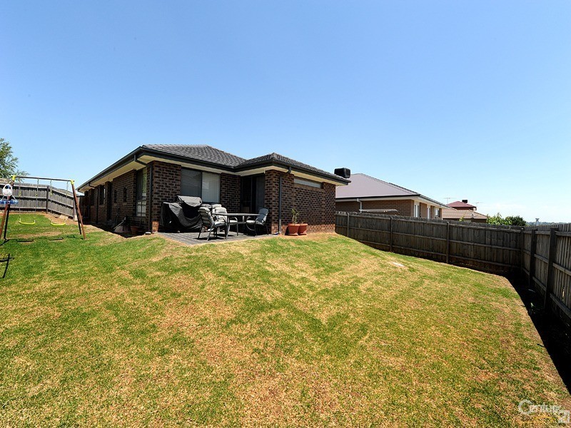 46A Golf Links Road, Berwick VIC 3806
