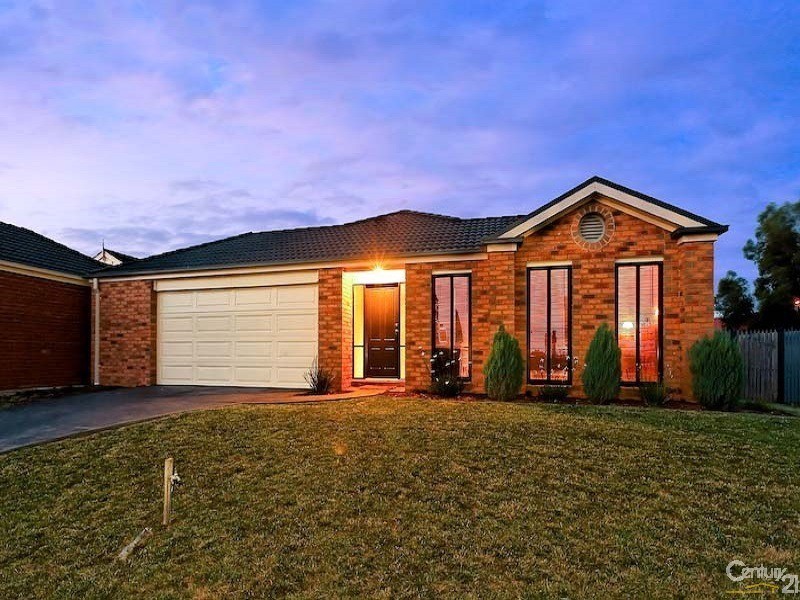 23 Charles Conder Place, Berwick VIC 3806