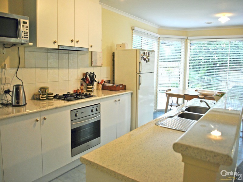 13 McIlwraith Court, Berwick VIC 3806