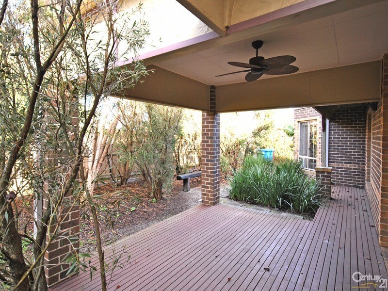 2 Don Collins Way, Berwick VIC 3806