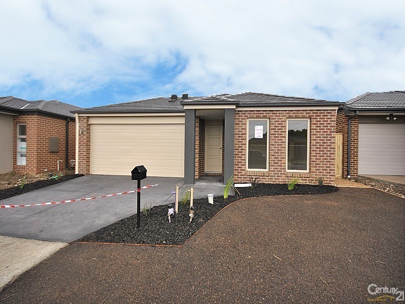 13 Longmeadow Road, Officer VIC 3809