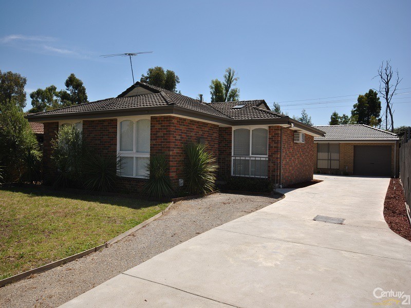 25 Upton Crescent, Narre Warren VIC 3805