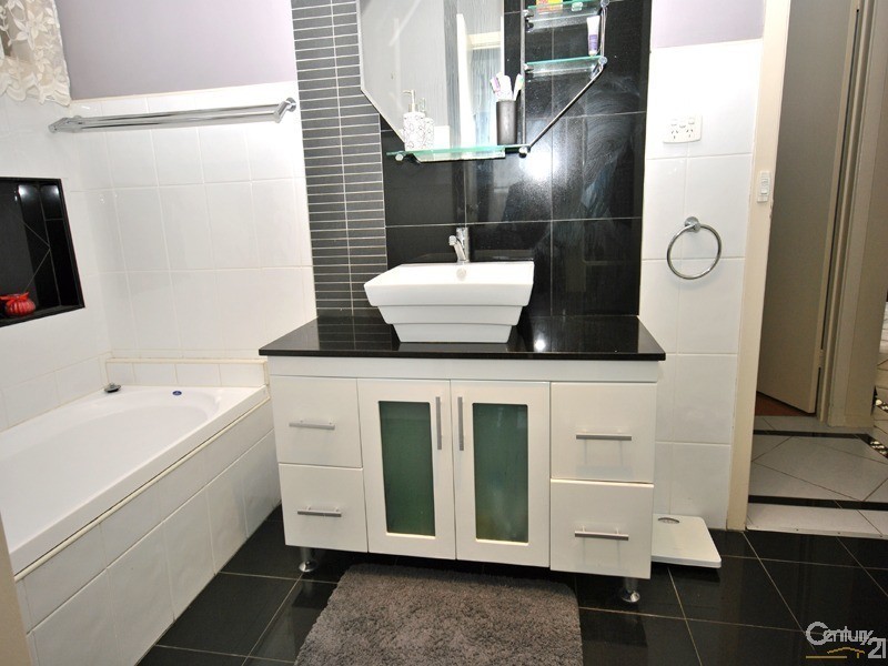 8 Pejaro Place, Endeavour Hills VIC 3802