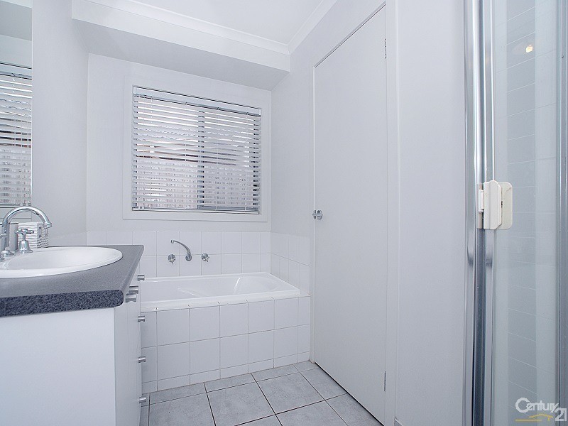 5 Chin Court, Berwick VIC 3806