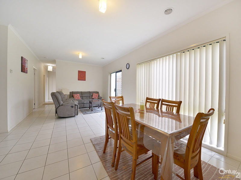 38 Jack William Way, Berwick VIC 3806