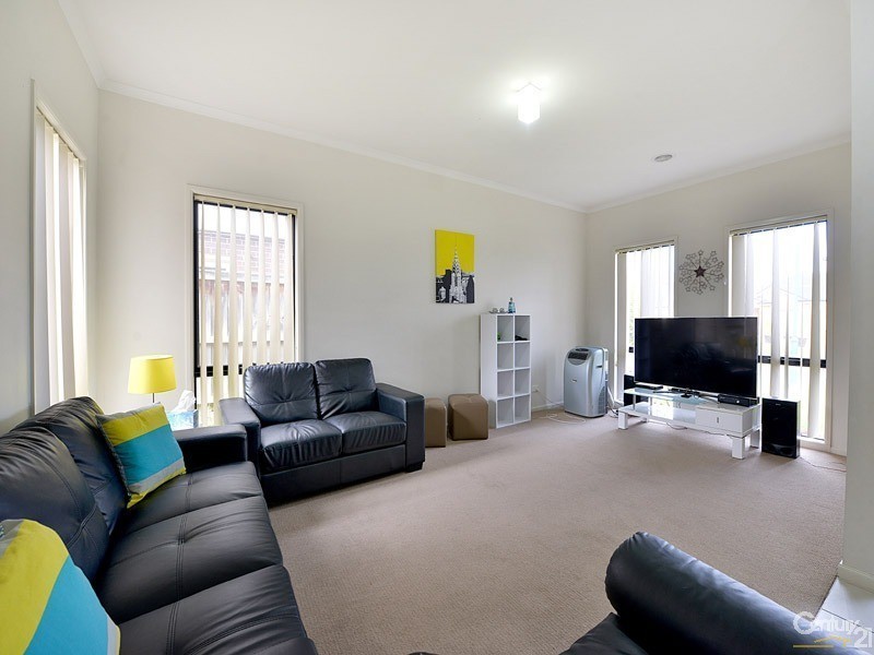 38 Jack William Way, Berwick VIC 3806