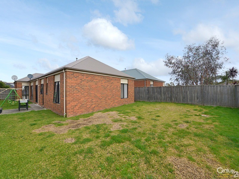 38 Jack William Way, Berwick VIC 3806