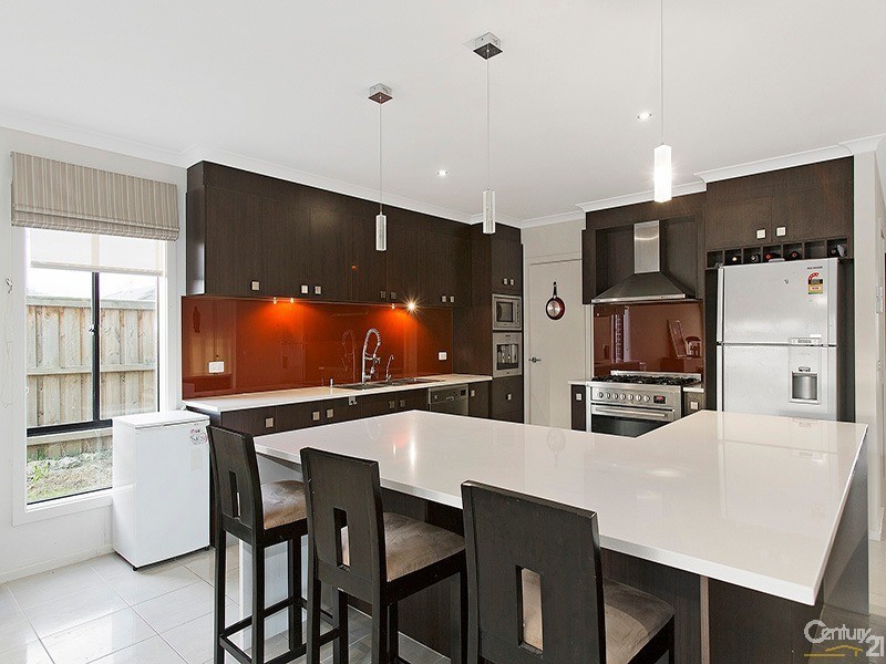 55 Evesham Street, Cranbourne North VIC 3977