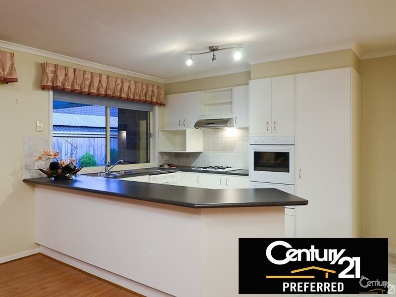 1 Sharpe Court, Berwick VIC 3806