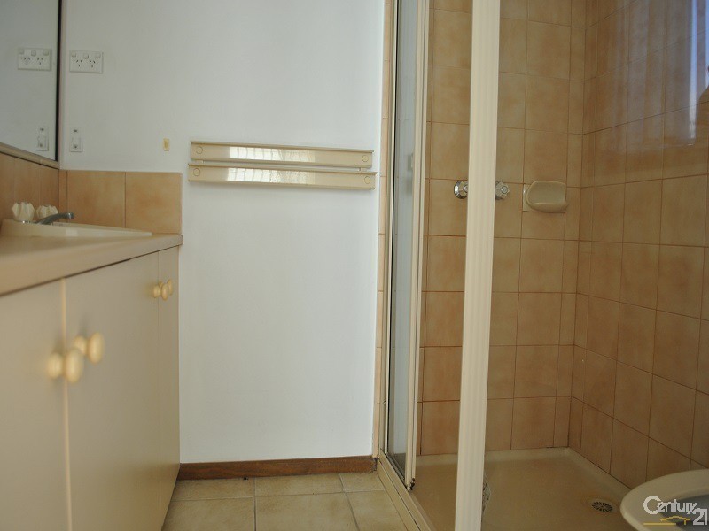 9 Neilian Retreat, Berwick VIC 3806