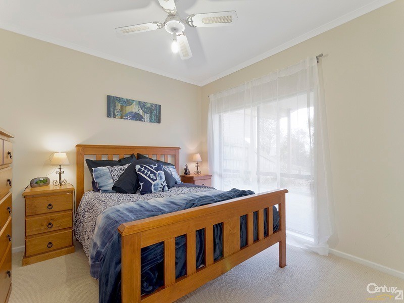 12 Feldspar Court, Narre Warren VIC 3805