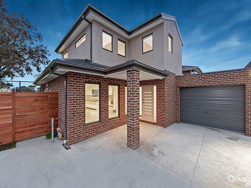2 Wedge Street, Dandenong VIC 3175
