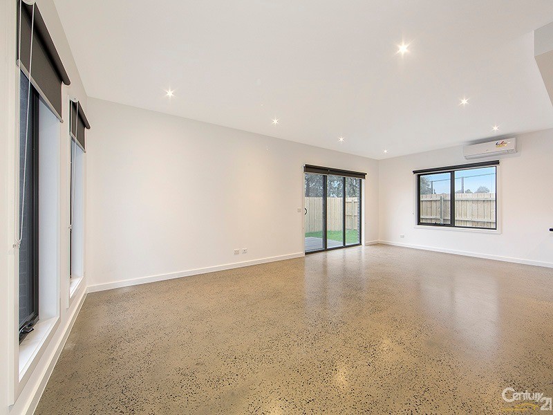 2 Wedge Street, Dandenong VIC 3175