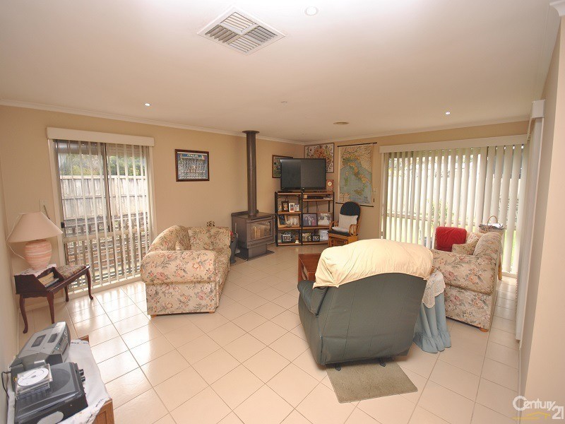 13 Caulfield Court, Narre Warren VIC 3805