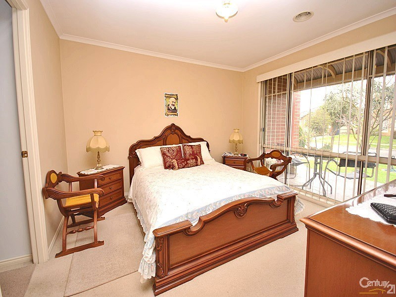 13 Caulfield Court, Narre Warren VIC 3805