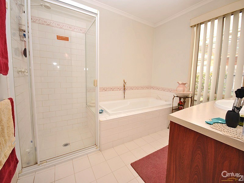 13 Caulfield Court, Narre Warren VIC 3805