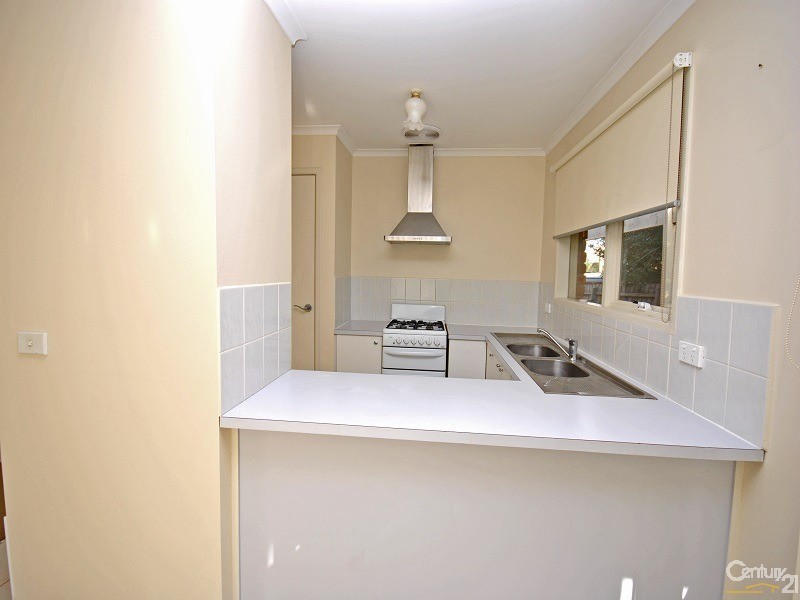 42 Garnet Close, Narre Warren VIC 3805