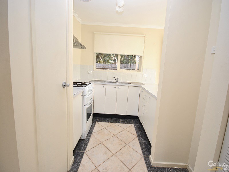 42 Garnet Close, Narre Warren VIC 3805