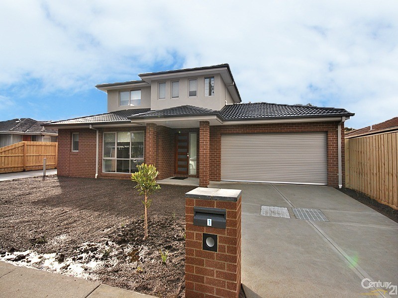 1/5 Alexander Street, Cranbourne VIC 3977