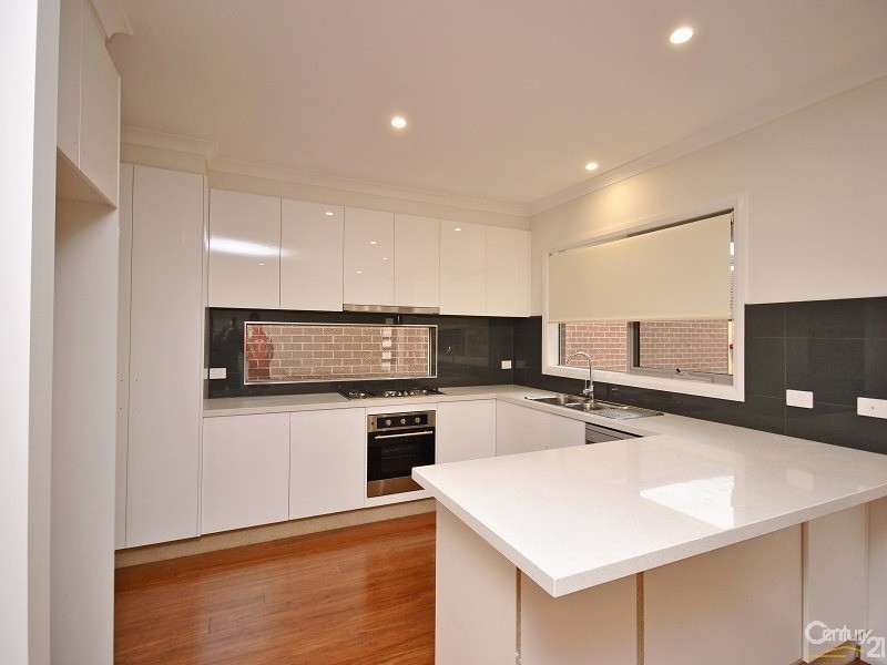 1/5 Alexander Street, Cranbourne VIC 3977