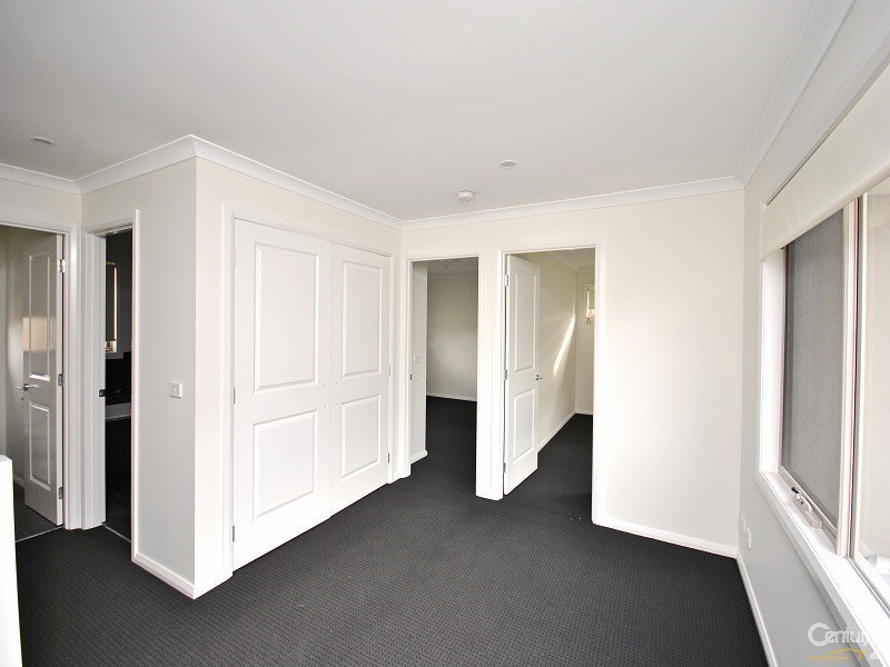 1/5 Alexander Street, Cranbourne VIC 3977