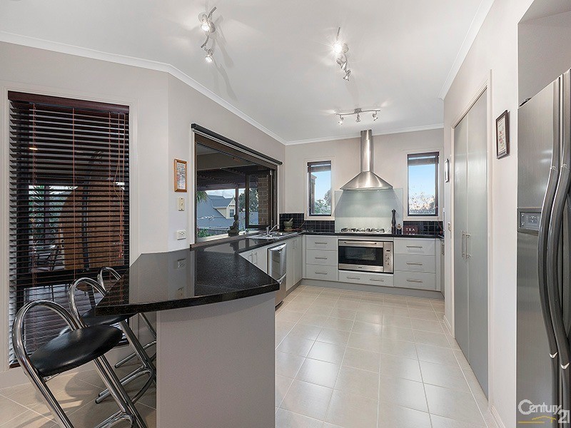 3 Jembecca Drive, Berwick VIC 3806