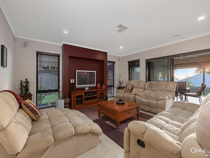 3 Jembecca Drive, Berwick VIC 3806