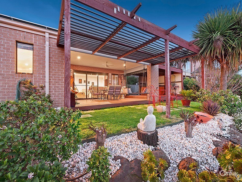 3 Jembecca Drive, Berwick VIC 3806